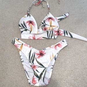 Floral 2 piece bikini